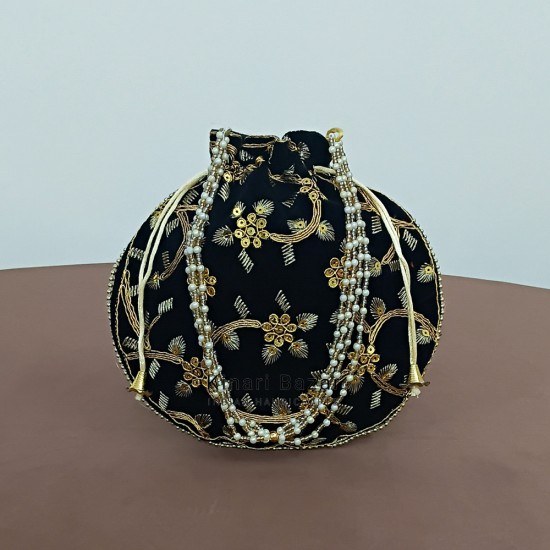 Traditional Indian Potli Bags Traditional Indian Potli Bags